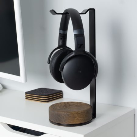 Wood Headphone stand walnut - with headphones